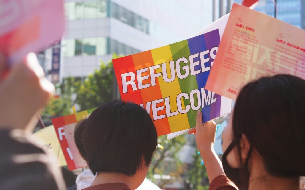Table ronde :  « Queers en exil : quel accueil ? » Mairie du 11e arrondissement PARIS
